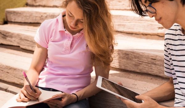Scrivere su carta influisce sulla nostra memoria