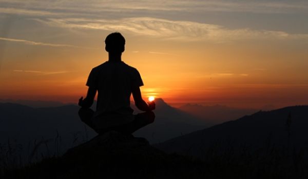 la meditazione fa bene al cuore