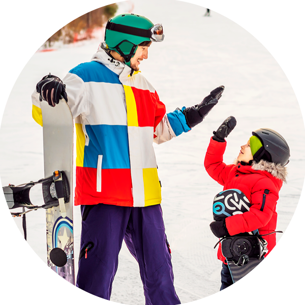 Maestro di snowboard e allievo si danno il 5