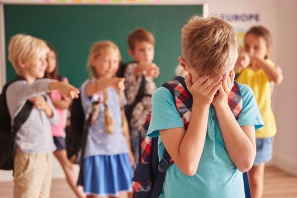 La mela bacata cortometraggio