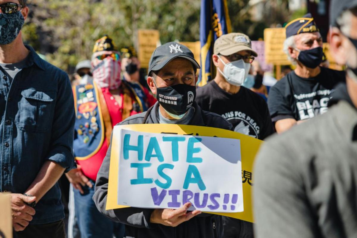 Dall'hate speech alla comunicazione non violenta