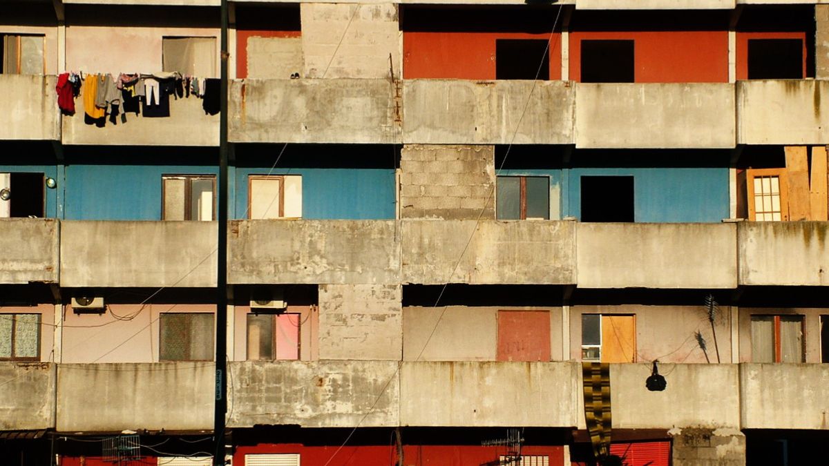 Scampia crolla la Vela Celeste